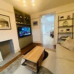 Luxurious 5star Retreat On Westports Main Street Westport